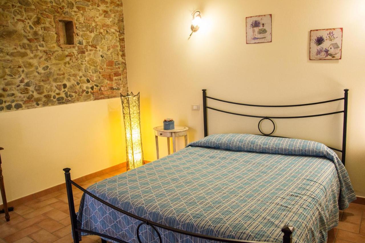 Room In Farmhouse - Apartment In Farmhouse Casolare Dei Fiori Chiesina Uzzanese Exteriör bild